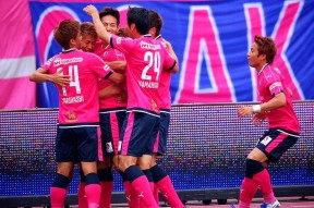 9体育关于Doinb巅峰对决，浓眉哥与90激战切尔西分钟，战术调整胜负难料！的信息